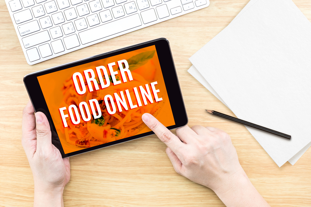Online Food Ordering Trends That Benefit Restaurants